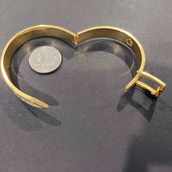 C. Wonder 7.75” Bracelet Gold Toned Hinged Belt Design With Cream Enamel - Picture 2 of 4